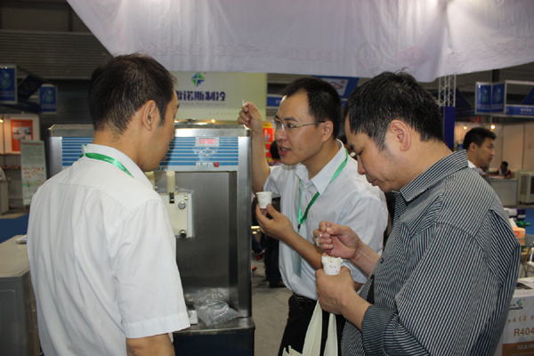 東西合作攜手共進(jìn) 雪梅夏雪共創(chuàng)輝煌 東西合作攜手共進(jìn) 雪梅夏雪共創(chuàng)輝煌